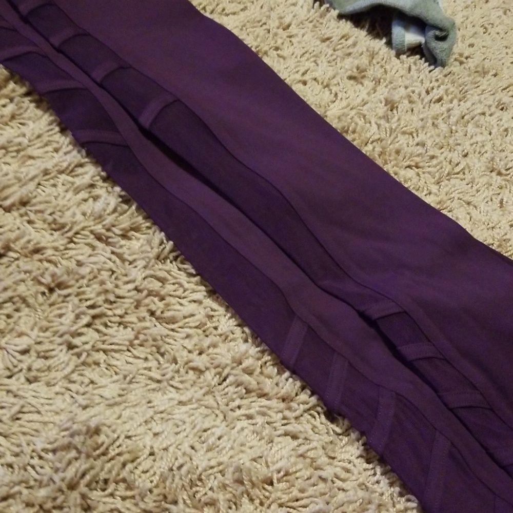 Mesh side panel Lululemon